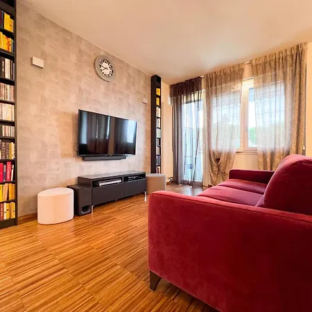 Crima Luxury דירה *